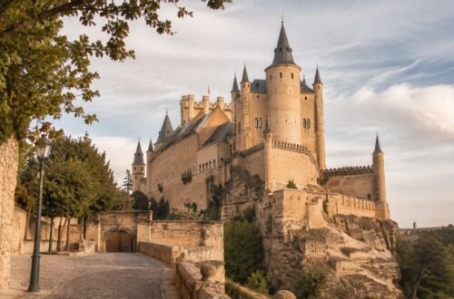 los mejores free tours en Segovia, visita guiada por Segovia, alcázar de Segovia, Catedral de Segovia