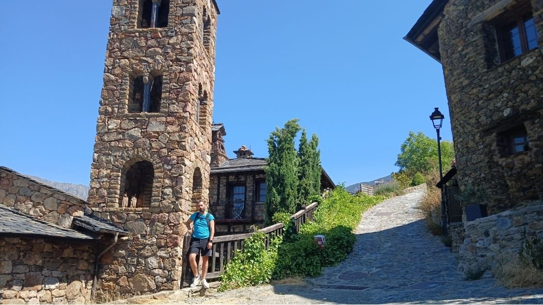 Andorra - Aubinya - Auvinyà - Sant Ivo
